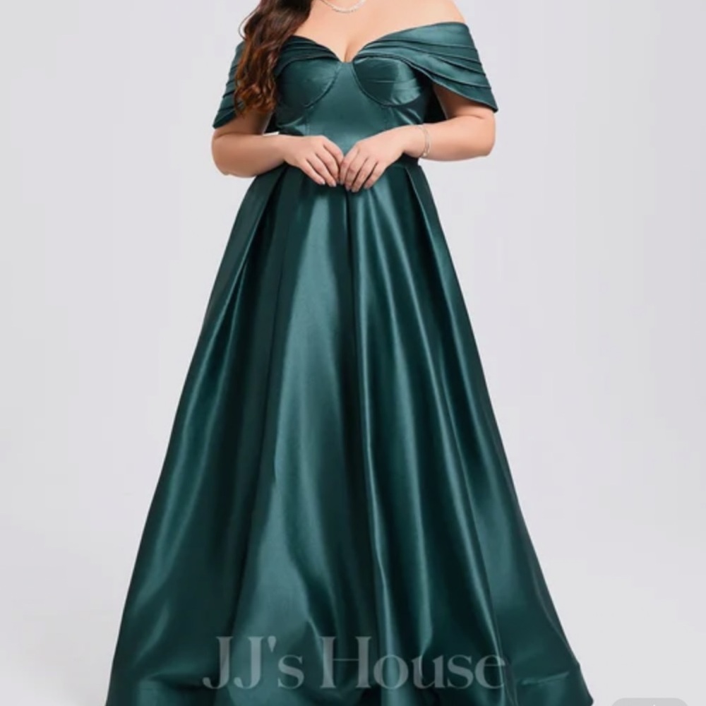 JJs House Elegant Green Off-Shoulder Wedding Dress